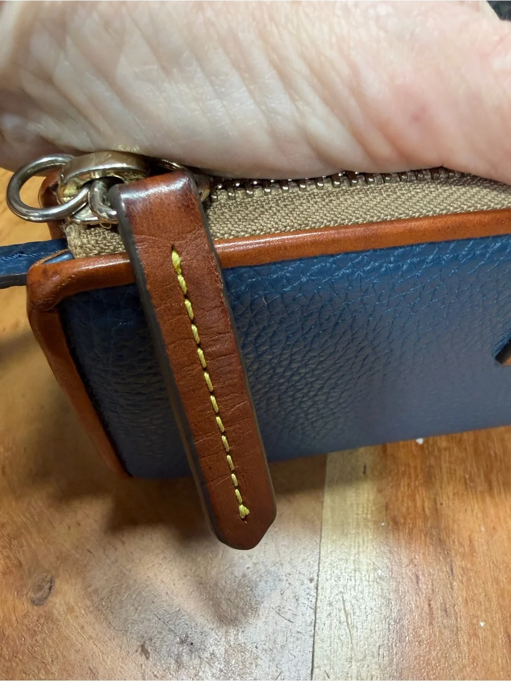 Dooney & Bourke Classic Pebble Grain Blue Tan Zip Wristlet Wallet